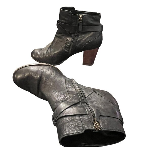 Cole Haan Cassidy Ankle Bootie D41598 Leather Zip Closure Straps Black Women 7.5 - Picture 3 of 12